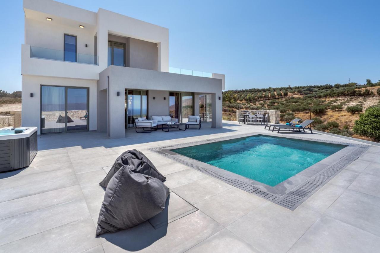 Luxurious Villa Cretan Aura With Private Heated Pool, Jacuzzi And Playroom Agios Ioannis  Exterior photo