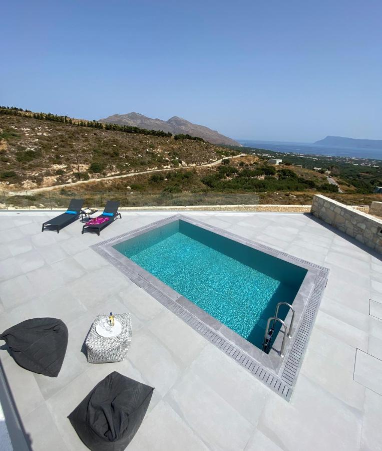 Luxurious Villa Cretan Aura With Private Heated Pool, Jacuzzi And Playroom Agios Ioannis  Exterior photo