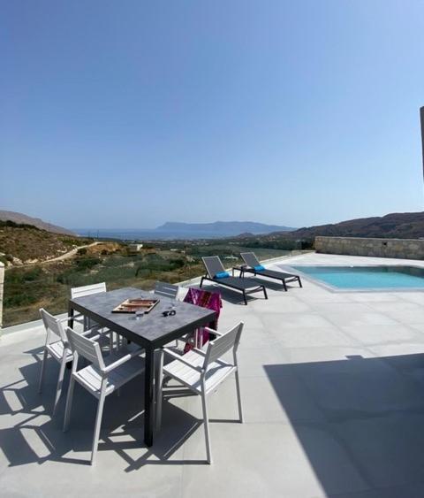Luxurious Villa Cretan Aura With Private Heated Pool, Jacuzzi And Playroom Agios Ioannis  Exterior photo
